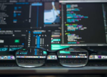 The Future of Management: Data-Driven Decision-Making in the SME Sector